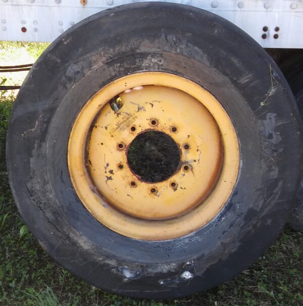 13.00x24 COMPACTOR WHEELS AND TIRES